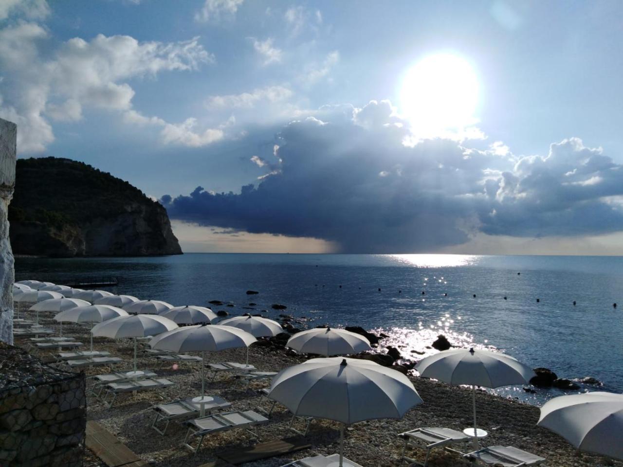 Hotel La Casa E Il Mare Mattinata Esterno foto